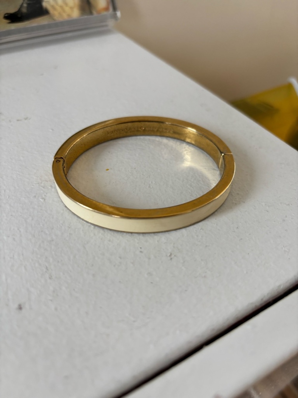 Kate Space Clean Slate White
Bangle Bracelet